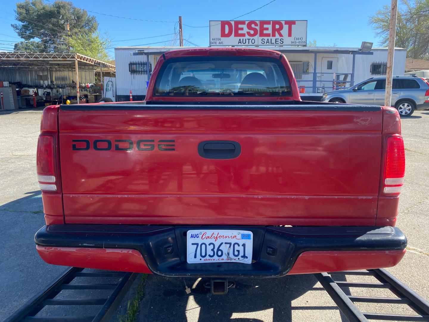 1999 Dodge Dakota Club Cab 2WD (1B7GL22Y0XS) with an 5.2L V8 OHV 16V engine, located at 44356 Date Ave., Lancaster, CA, 93534, (661) 945-6555, 34.688919, -118.139374- Photo#1